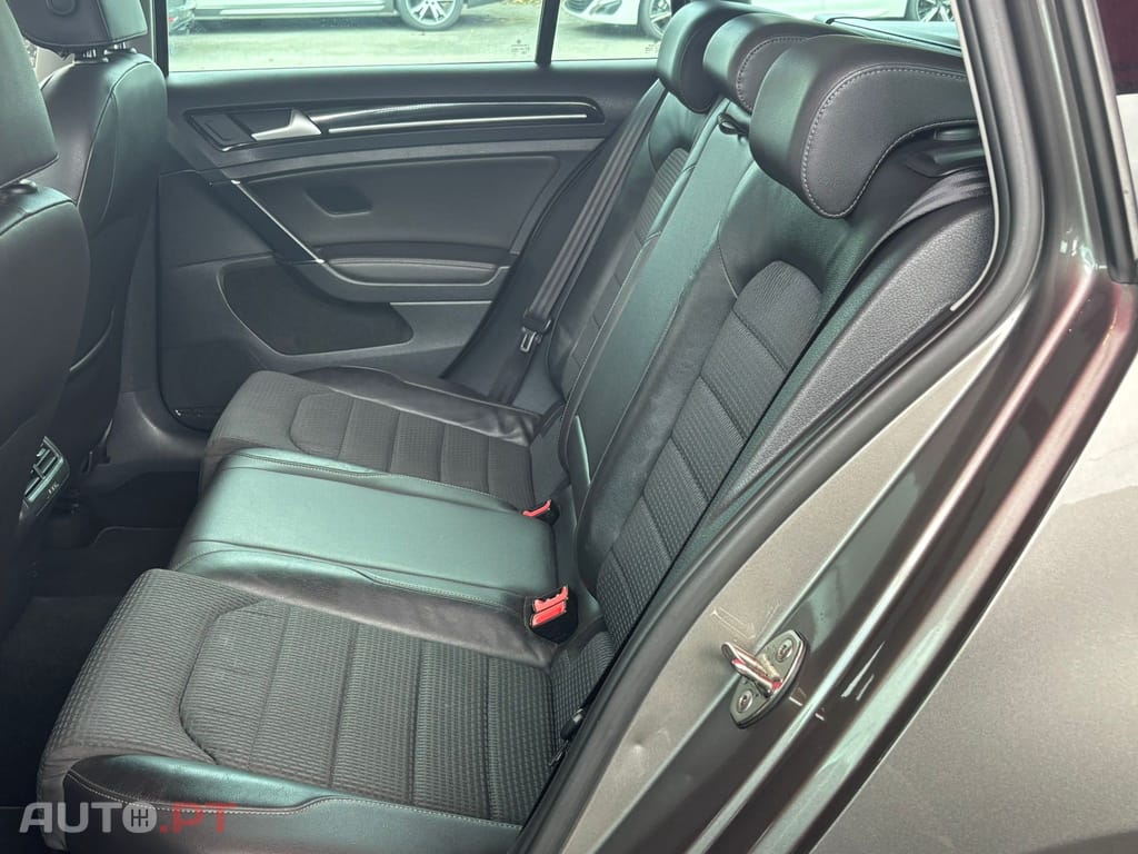 Volkswagen Golf 1.6 TDi GPS Edition DSG