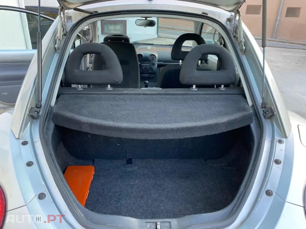 Volkswagen New Beetle 1.6