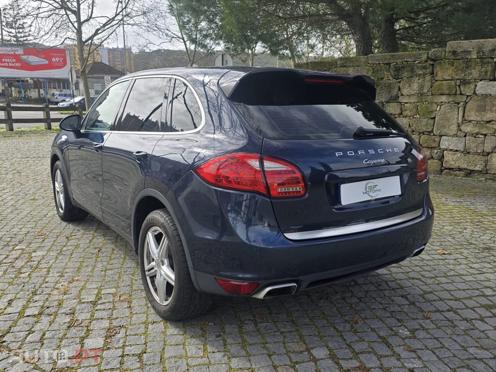 Porsche Cayenne Platinum Edition