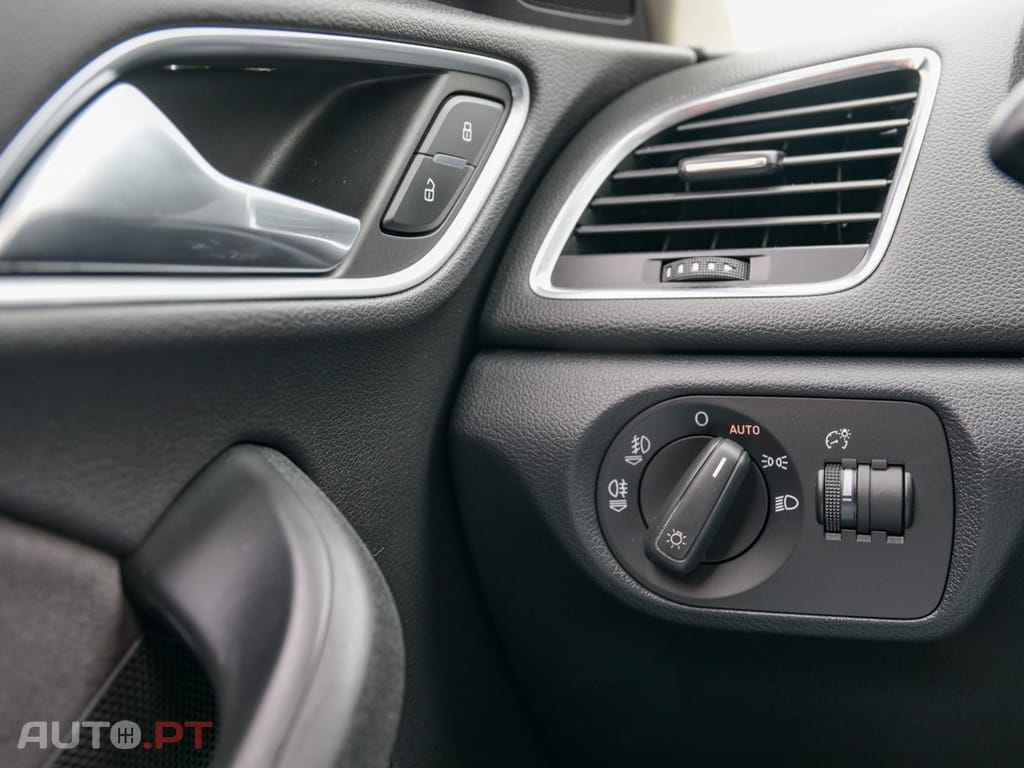 Audi Q3 2.0 TDi Attraction