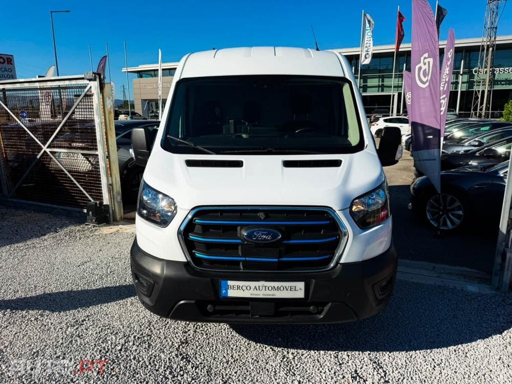 Ford Transit L2H2 Trend