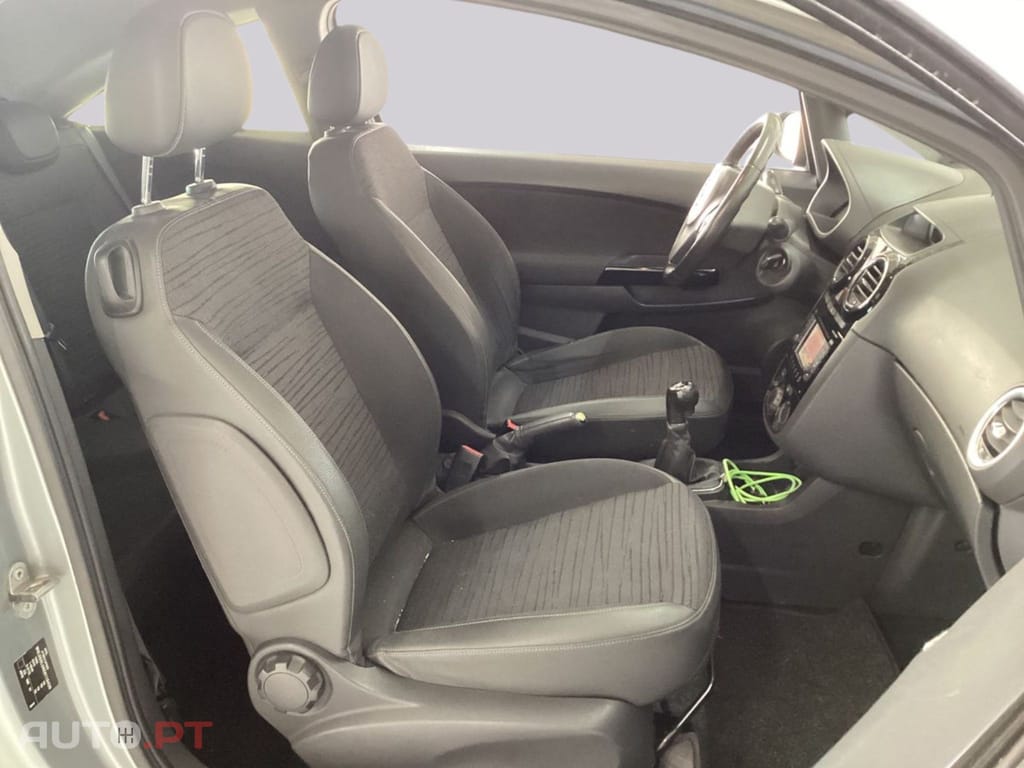 Opel Corsa 1.2 Graphite