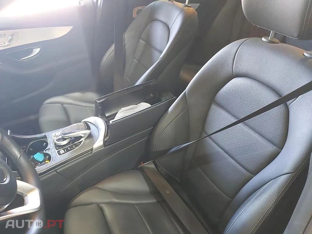 Mercedes-Benz C 300 de AMG Line