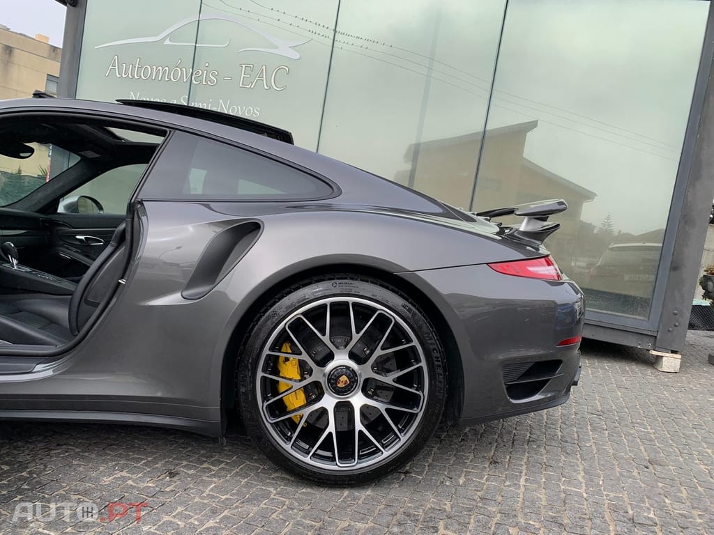 Porsche 911 Turbo S PDK