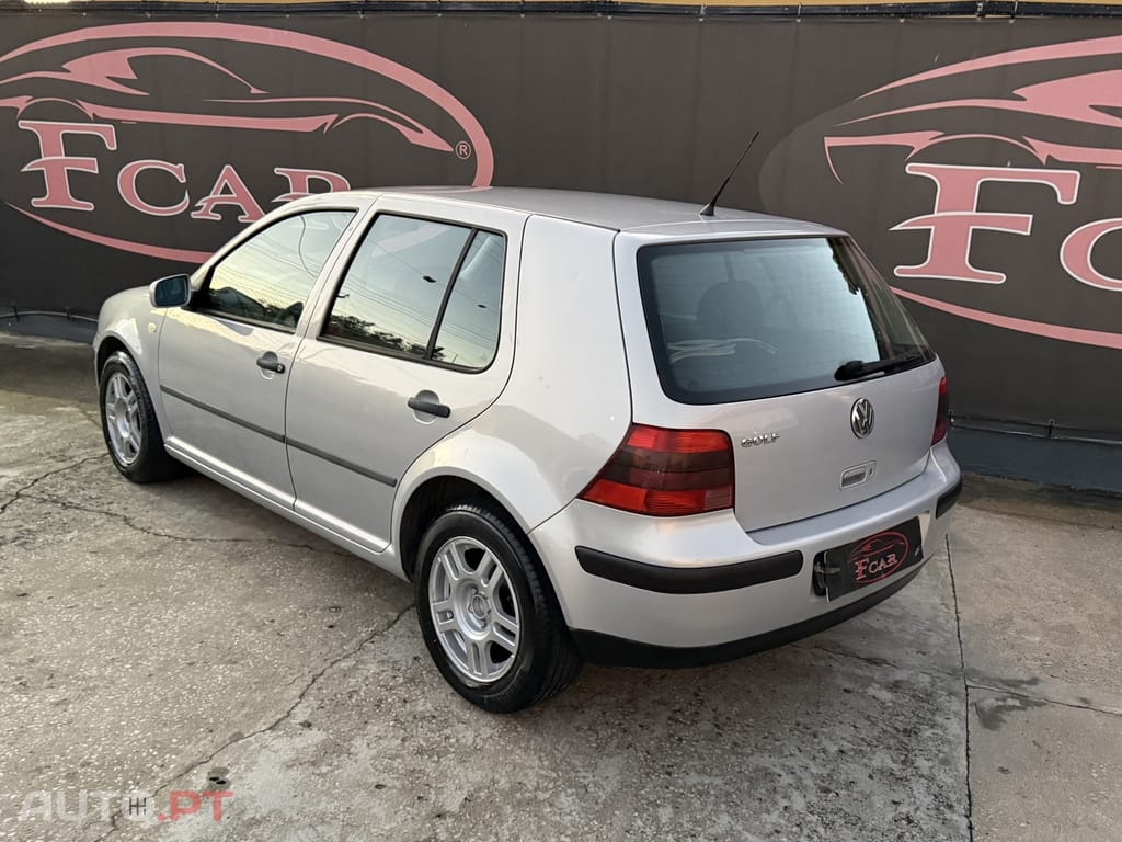 Volkswagen Golf 1.4 FSi Confortline