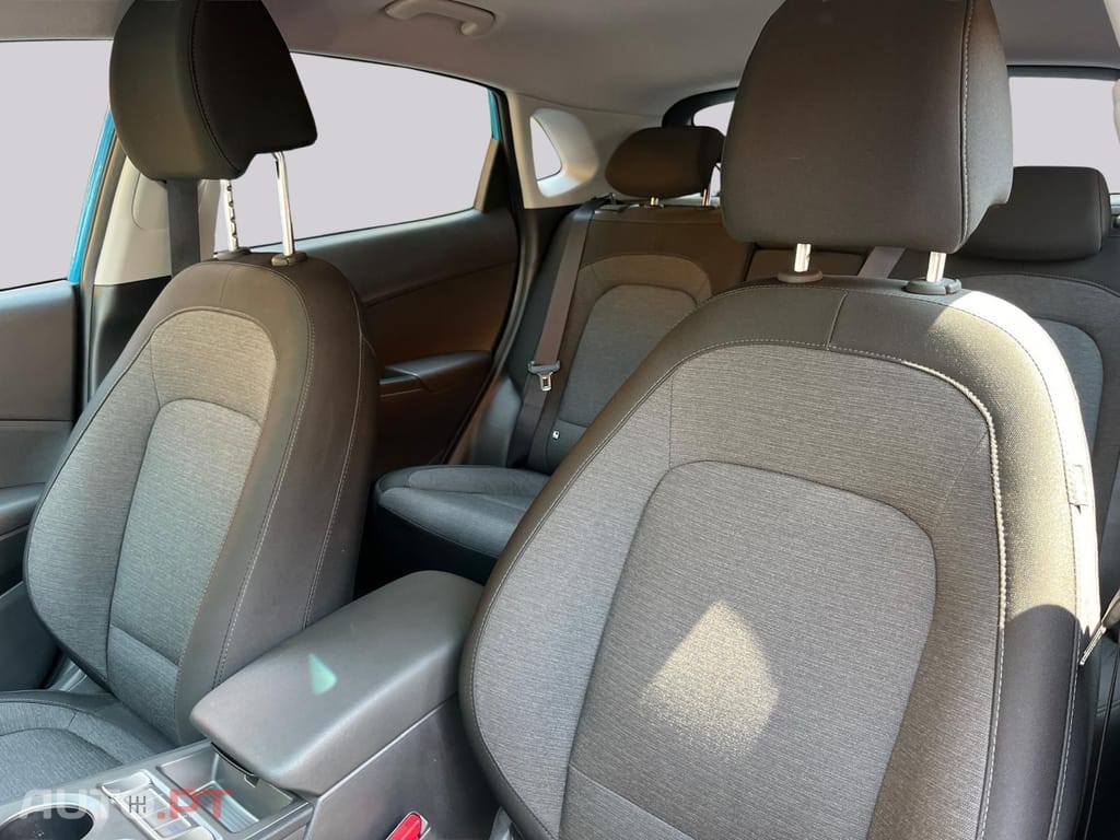 Hyundai Kauai Select 