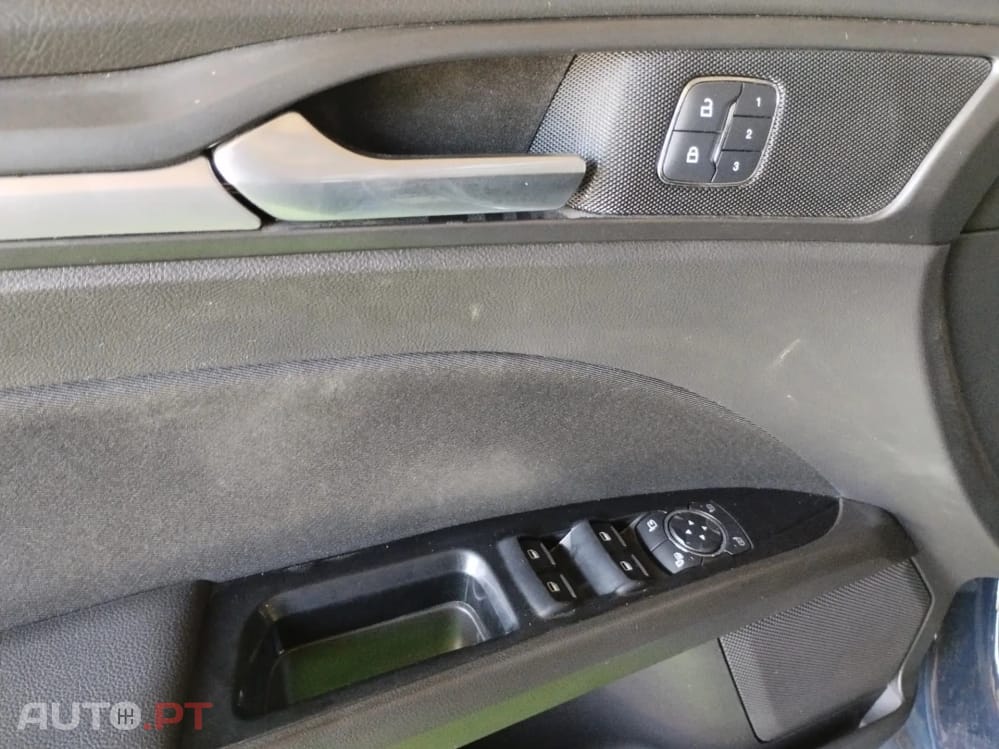 Ford Mondeo SW 1.5 TDCi Titanium