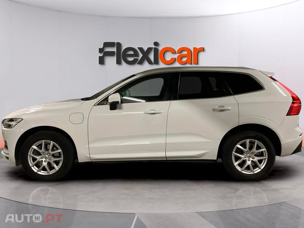 Volvo XC60 2.0 T8 PHEV Momentum AWD