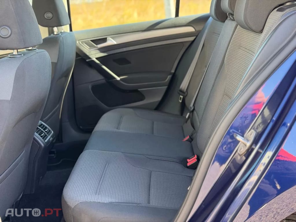 Volkswagen Golf 1.6 TDi (BlueMotion ) DSG Trendline