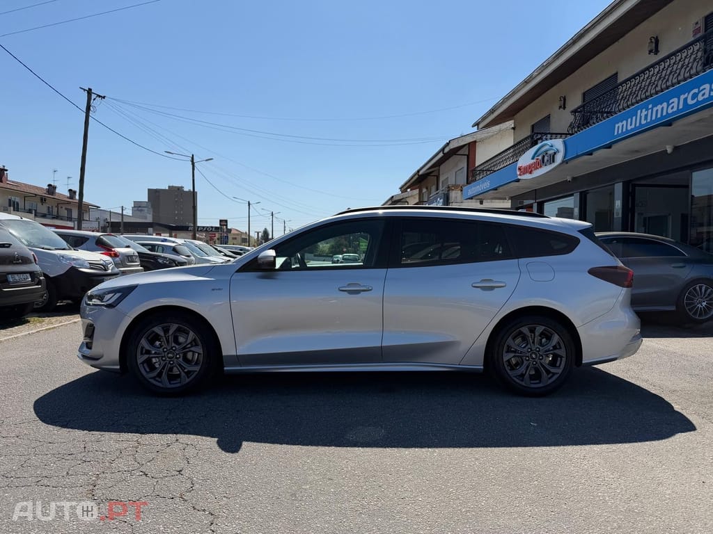 Ford Focus SW 1.0 EcoBoost MHEV ST-Line