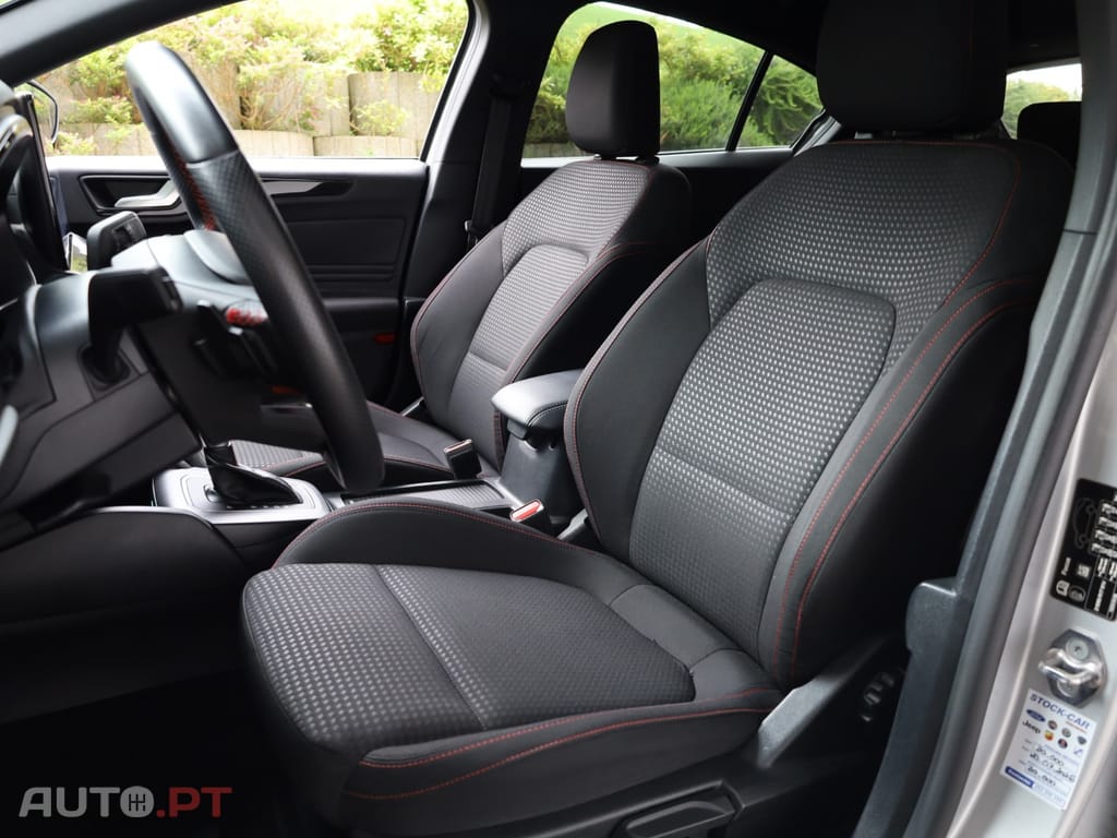 Ford Focus 1.0 EcoBoost MHEV ST-Line Aut
