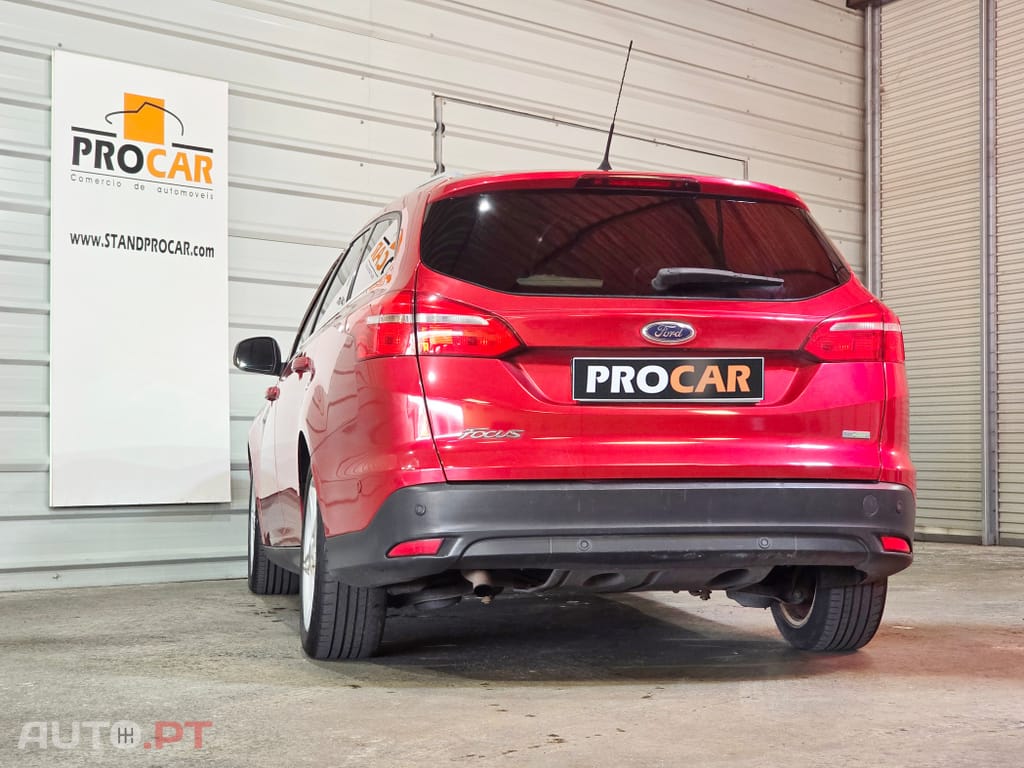 Ford Focus SW 1.0 SCTi Titanium