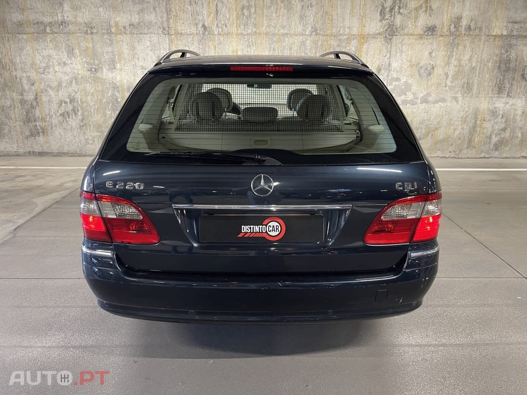 Mercedes-Benz E 220 CDI Avantgarde Aut.
