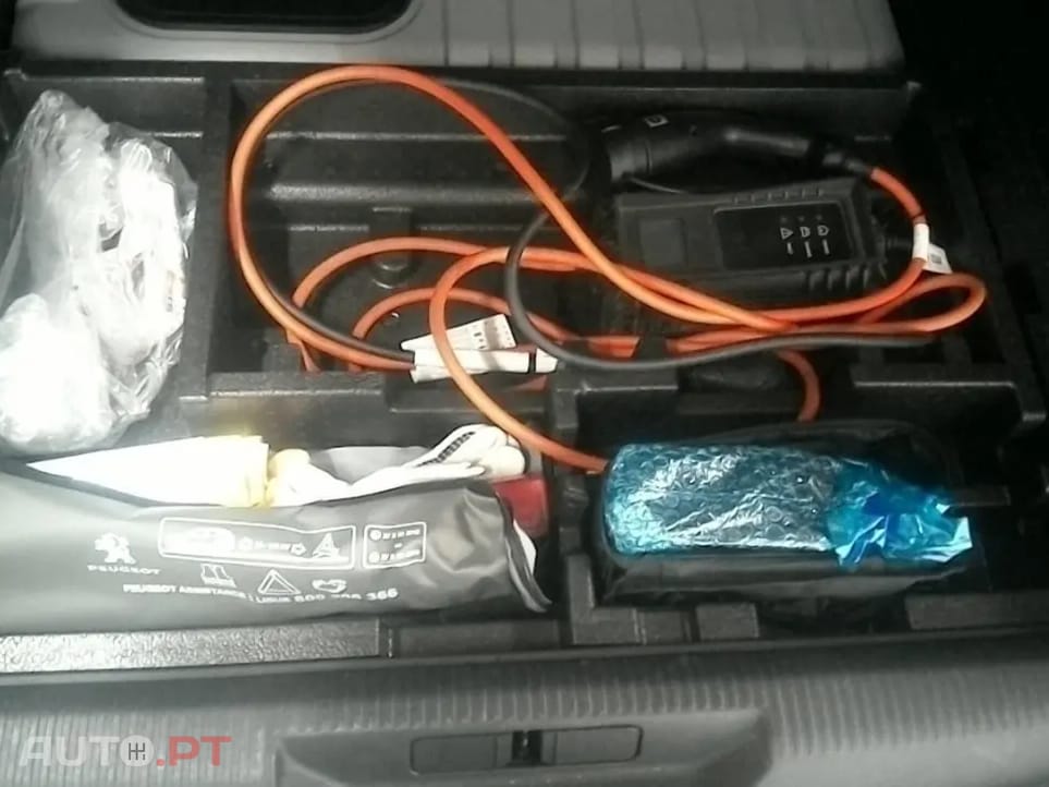 Peugeot 308 SW 1.6 Hybrid Allure e-EAT8