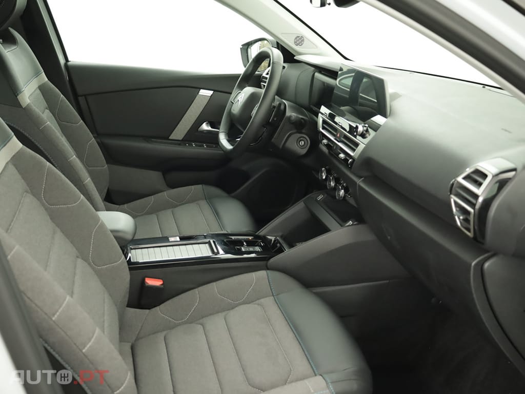 Citroen C4 C4 1.2 PureTech Plus EAT8