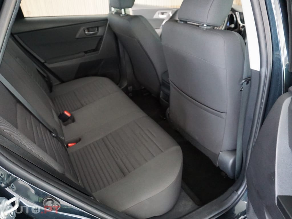 Toyota Auris 1.2 Turbo Design Edition