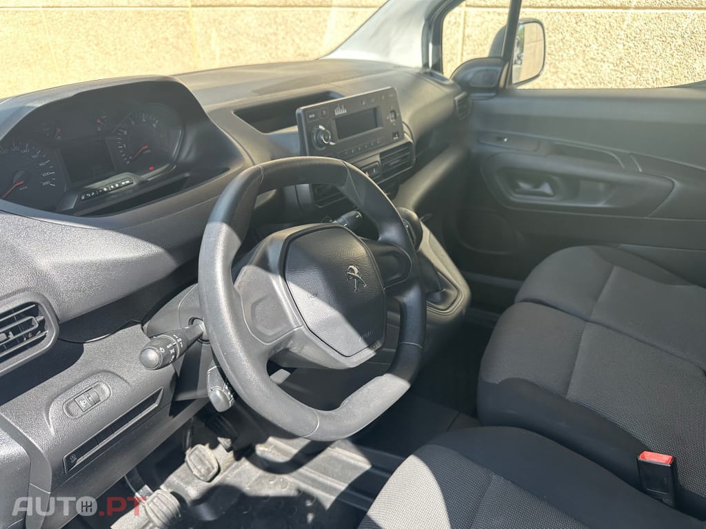 Peugeot Partner 1.5 BlueHDi Premium Standard