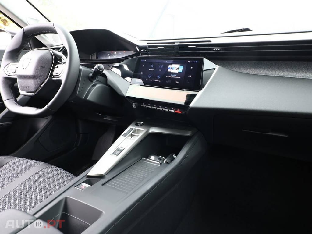 Peugeot 408 HYBRIDO ALLURE FACELIFT 145CV AUTO + EXTRAS