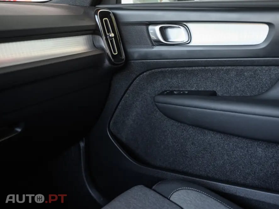 Volvo XC40 1.5 T4 PHEV Core