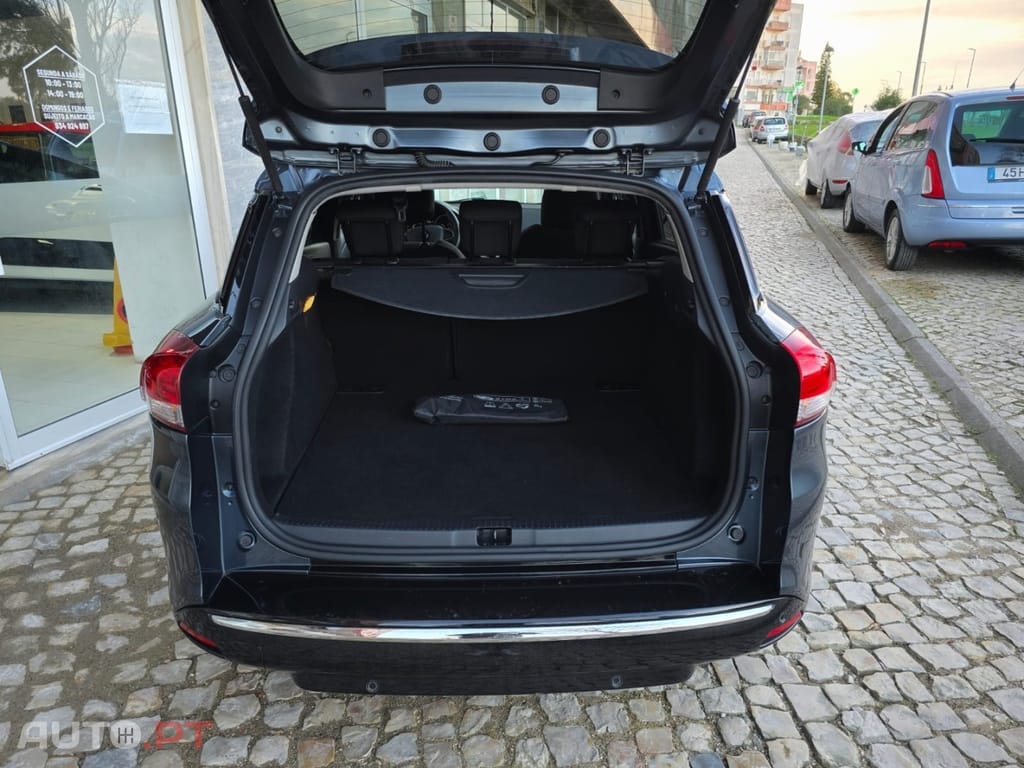 Renault Clio Sport Tourer 1.5 dCi Limited