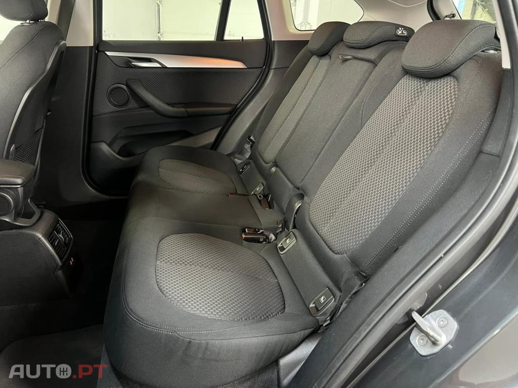 BMW X1 xDrive25e Business Advantage