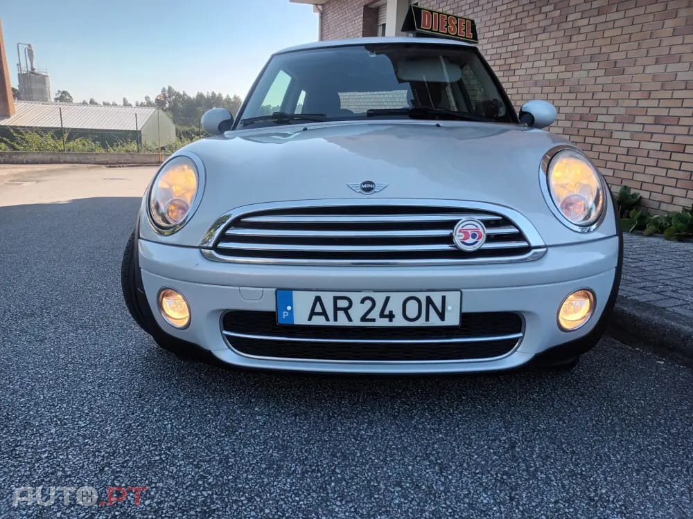 MINI Cooper Cooper D