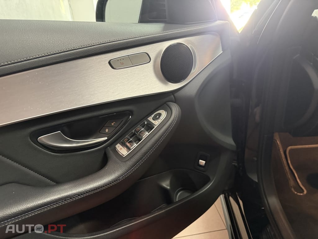 Mercedes-Benz C 220 d Station 9G-TRONIC AMG Line