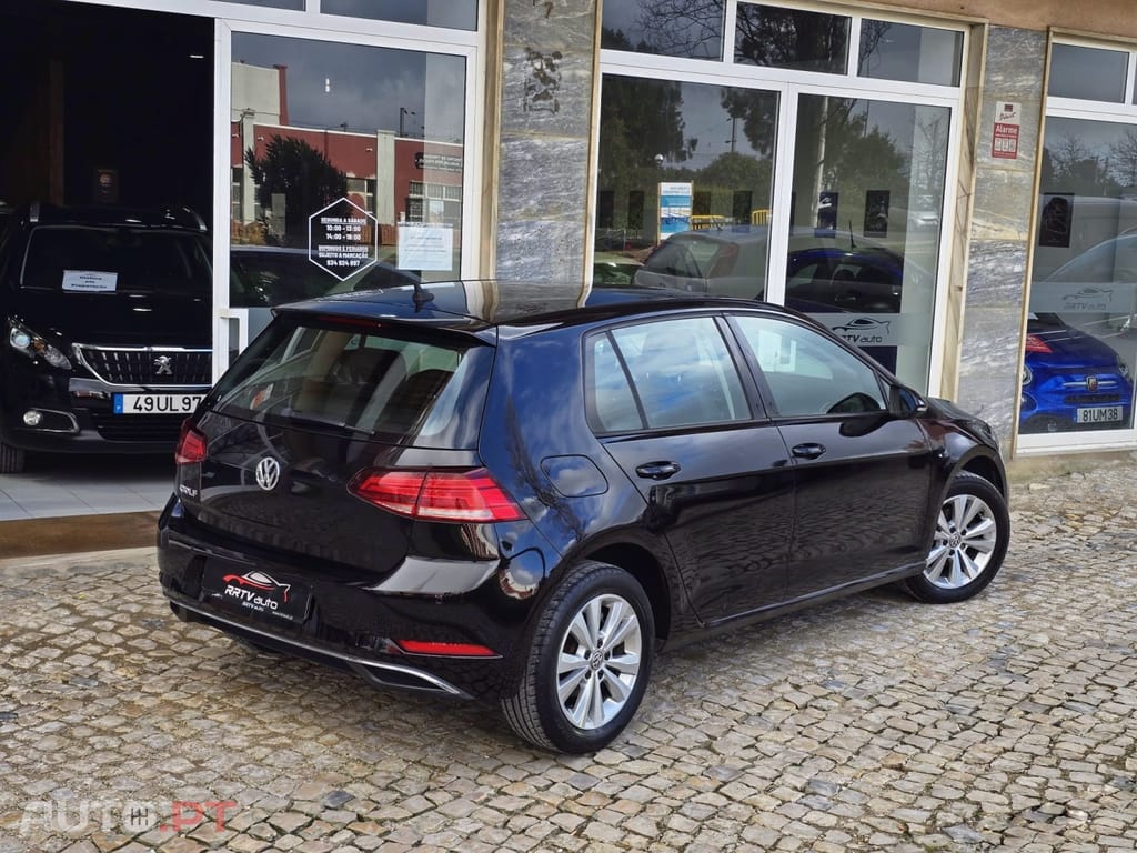 Volkswagen Golf 1.0 TSI Life
