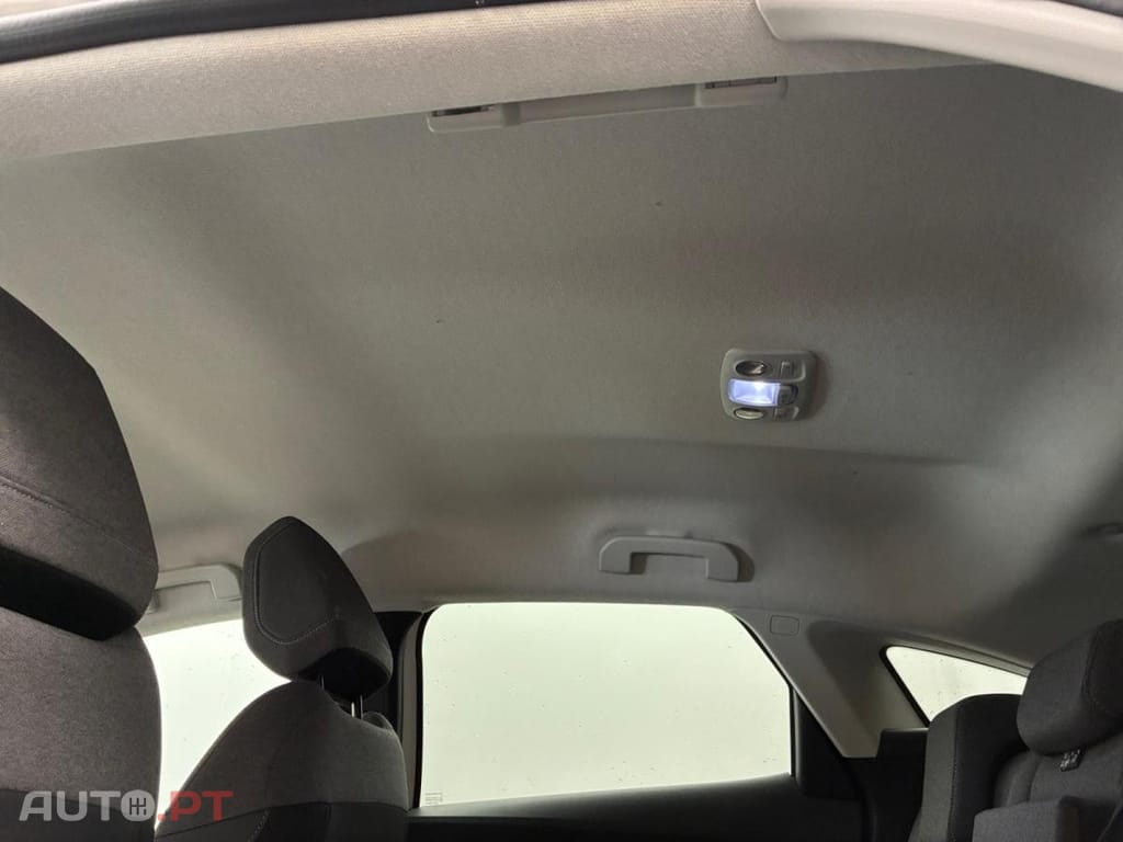 Citroen C4 1.2 PureTech Shine EAT8