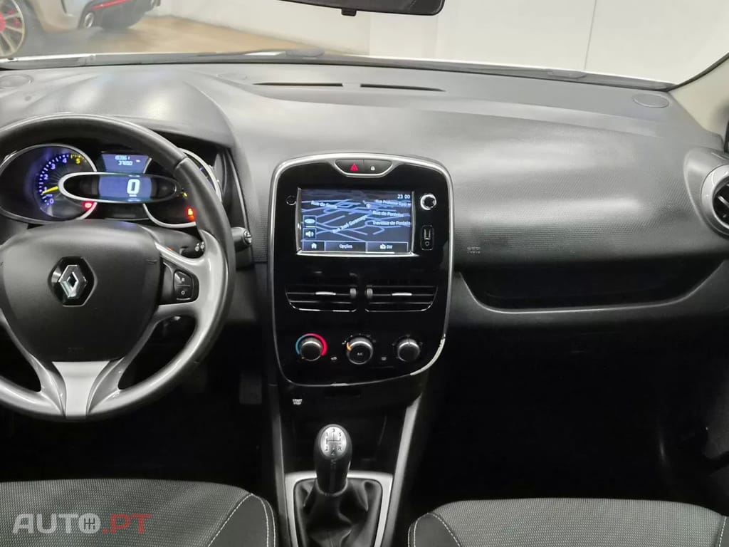 Renault Clio Sport Tourer 1.5 DCi BUSINESS — fotografia 9
