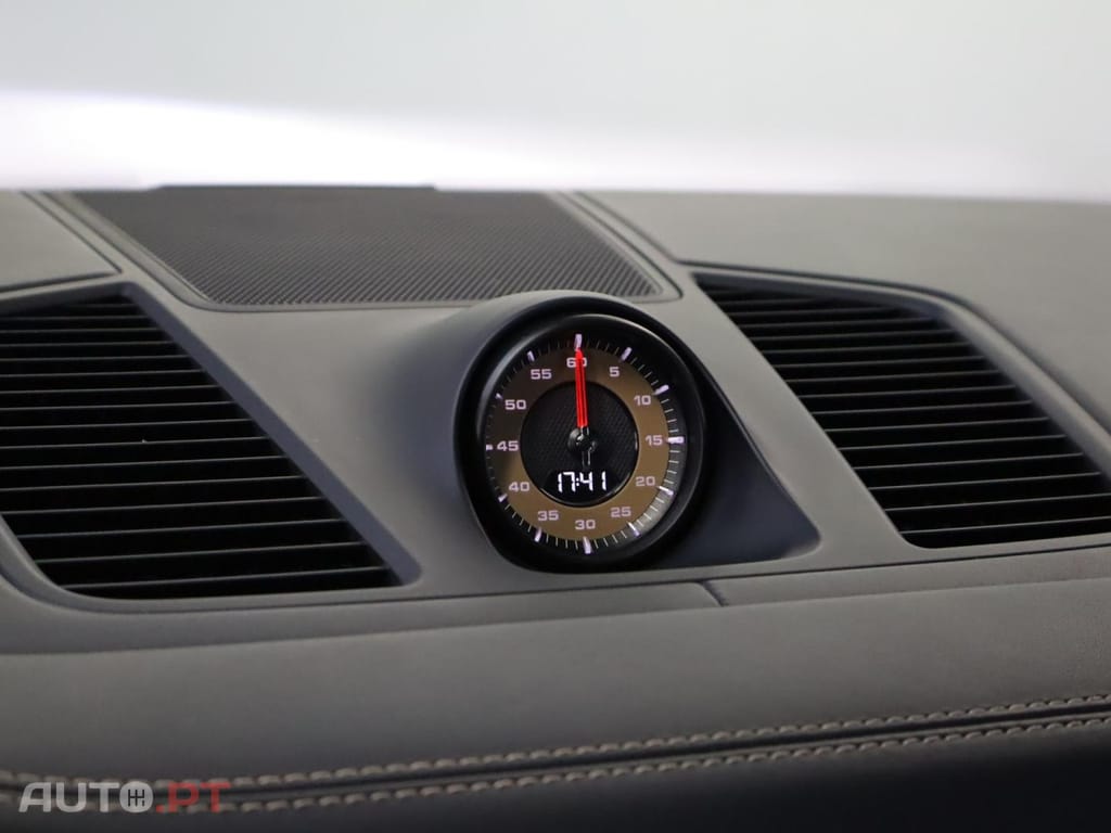 Porsche Cayenne  Platinum Edition