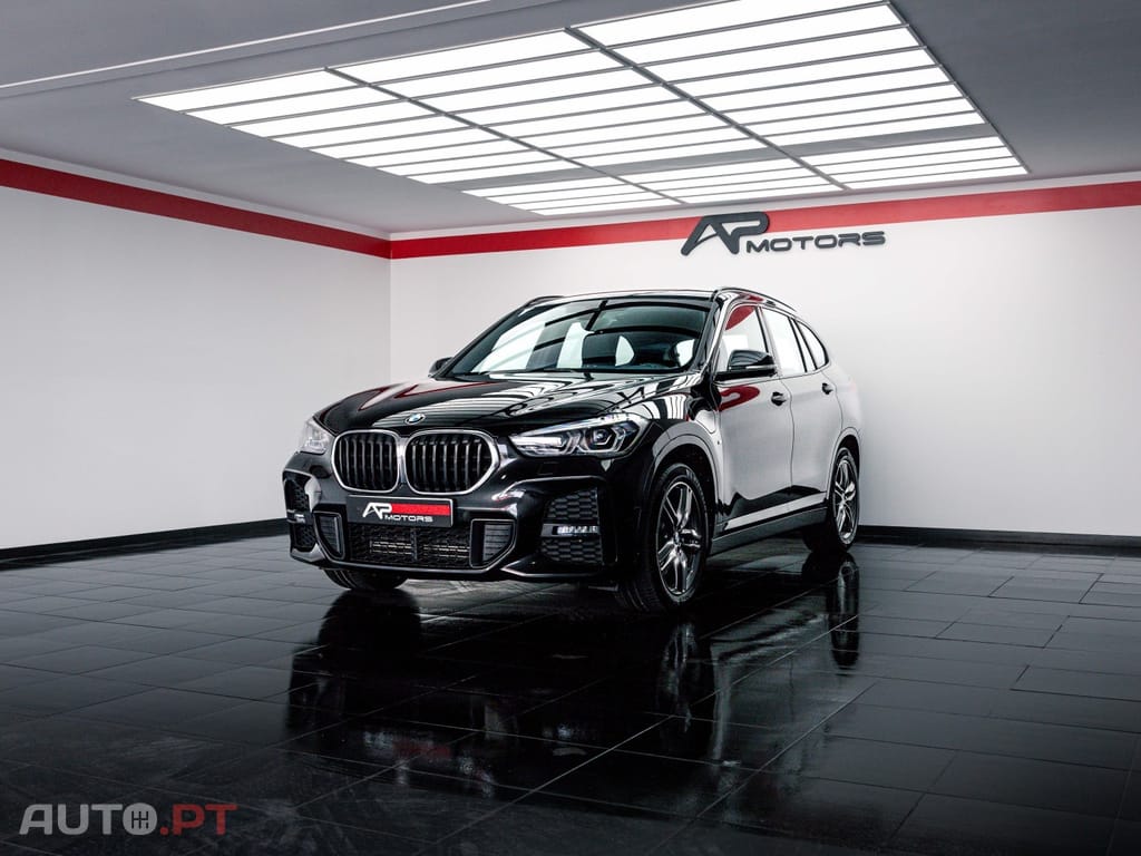 BMW X1 25 e xDrive Pack M