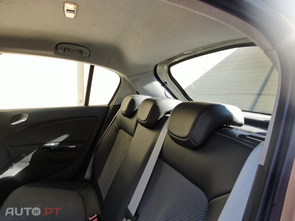 Opel Corsa Cosmo 1.2