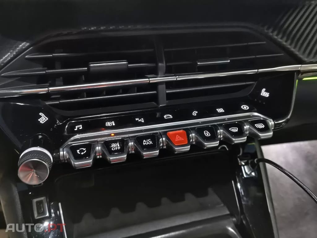 Peugeot E-2008 50 kWh GT Line