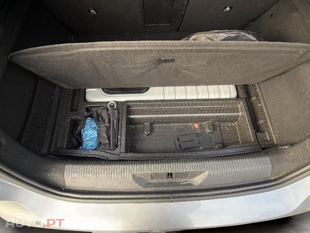 Peugeot 308 1.6 Hybrid Allure Pack e-EAT8