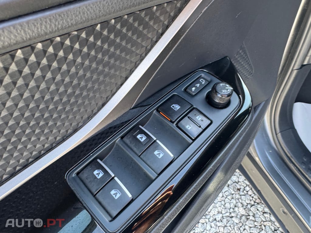 Toyota C-HR 1.8 Hybrid Exclusive