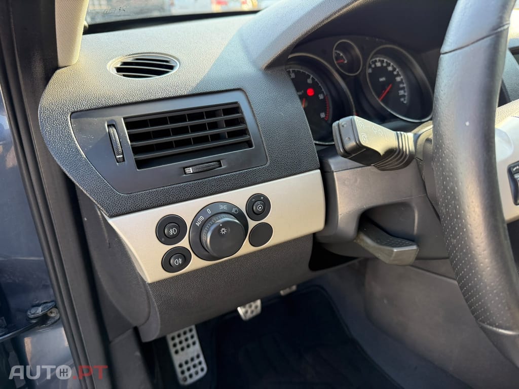 Opel Astra 1.3 CDTi Edition