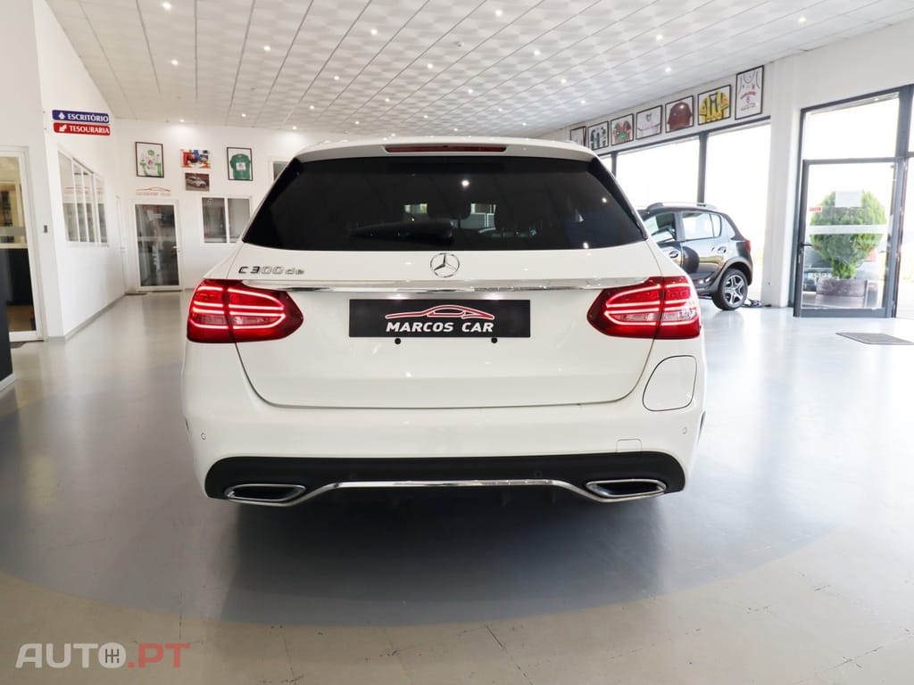 Mercedes-Benz C 300 de AMG Line