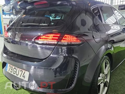 SEAT Leon 2.0 TDi FR 18 Tiago Monteiro — fotografia 5