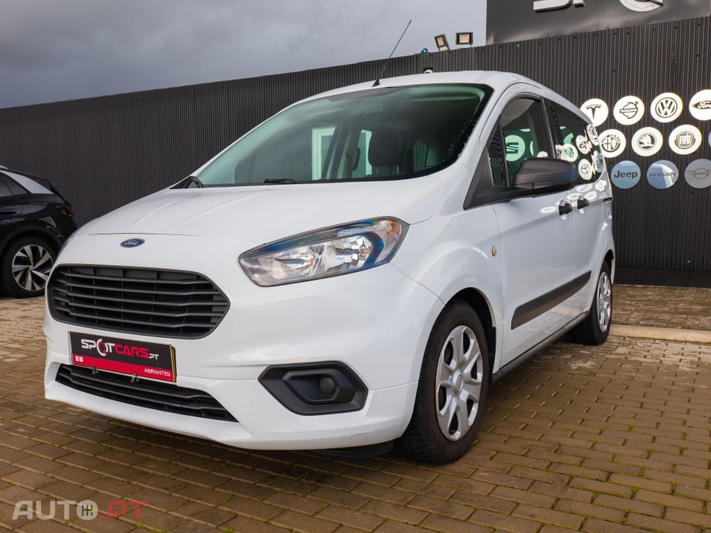 Ford Tourneo 1.5 TDCi Ambiente