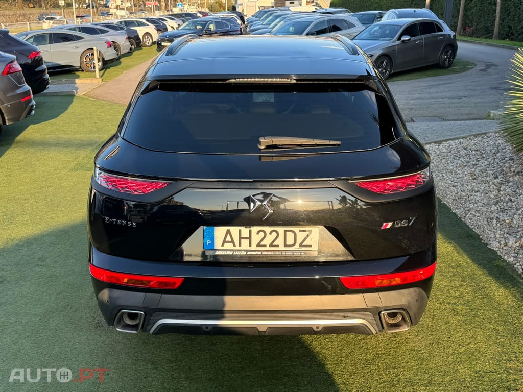 DS DS7 Crossback E-Tense Performance Line EAT8