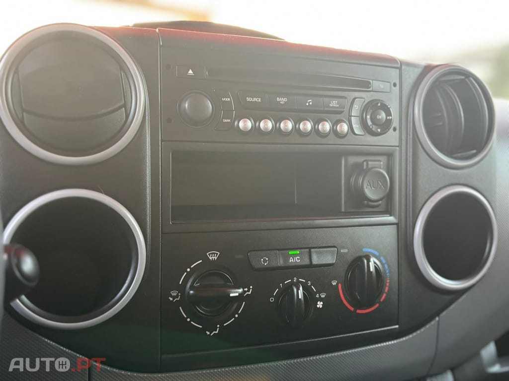 Peugeot Partner 1.6 BlueHDi L2 Premium 3L