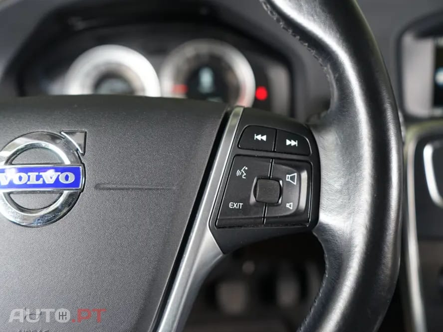 Volvo V60 1.6 D2 Momentum Eco