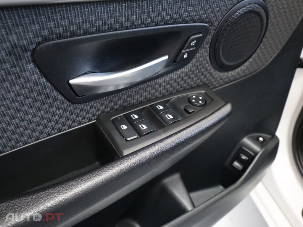 BMW 225 Advantage