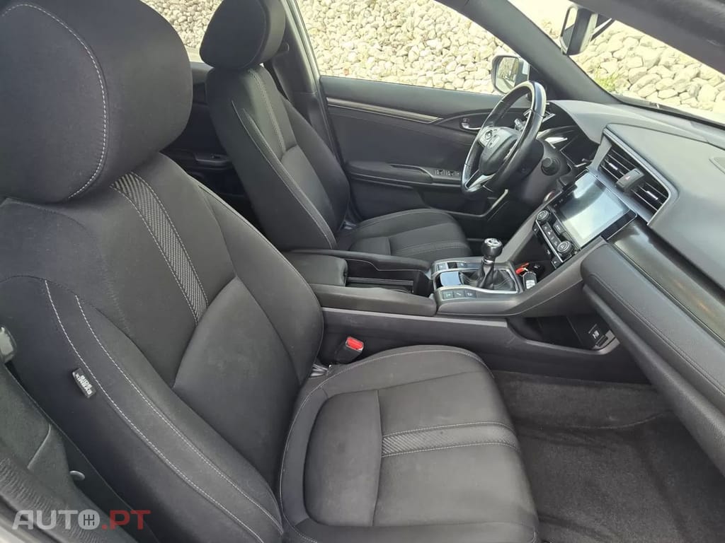 Honda Civic 1.0 i-VTEC Executive