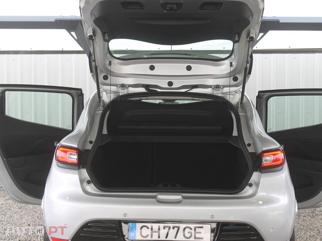 Renault Clio ENERGY TCe 120 EDC Intens