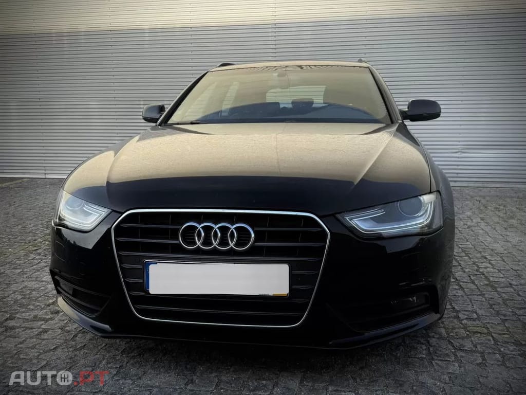 Audi A4 Avant 2.0 TDI S-line