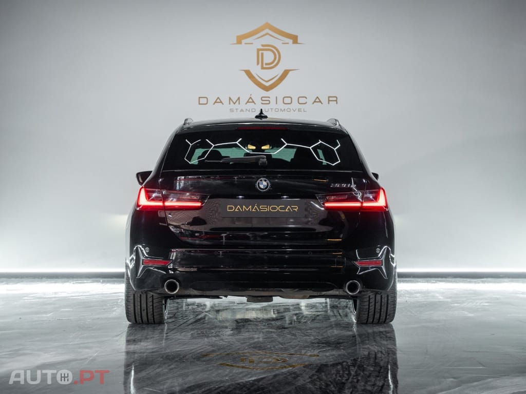 BMW 320 e Touring Auto