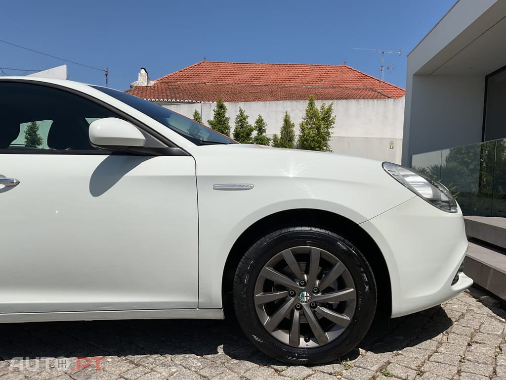 Alfa Romeo Giulietta 1.6 JTDM Exclusive