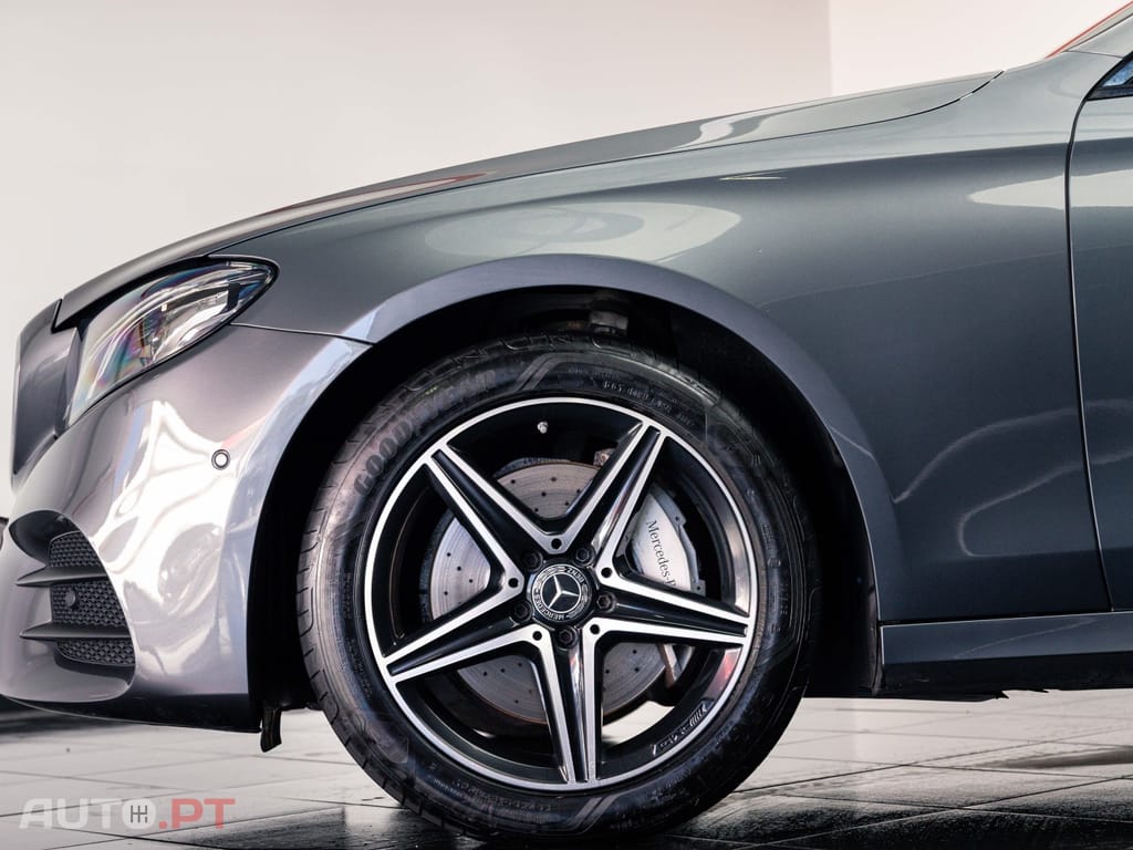 Mercedes-Benz E 220 D AMG